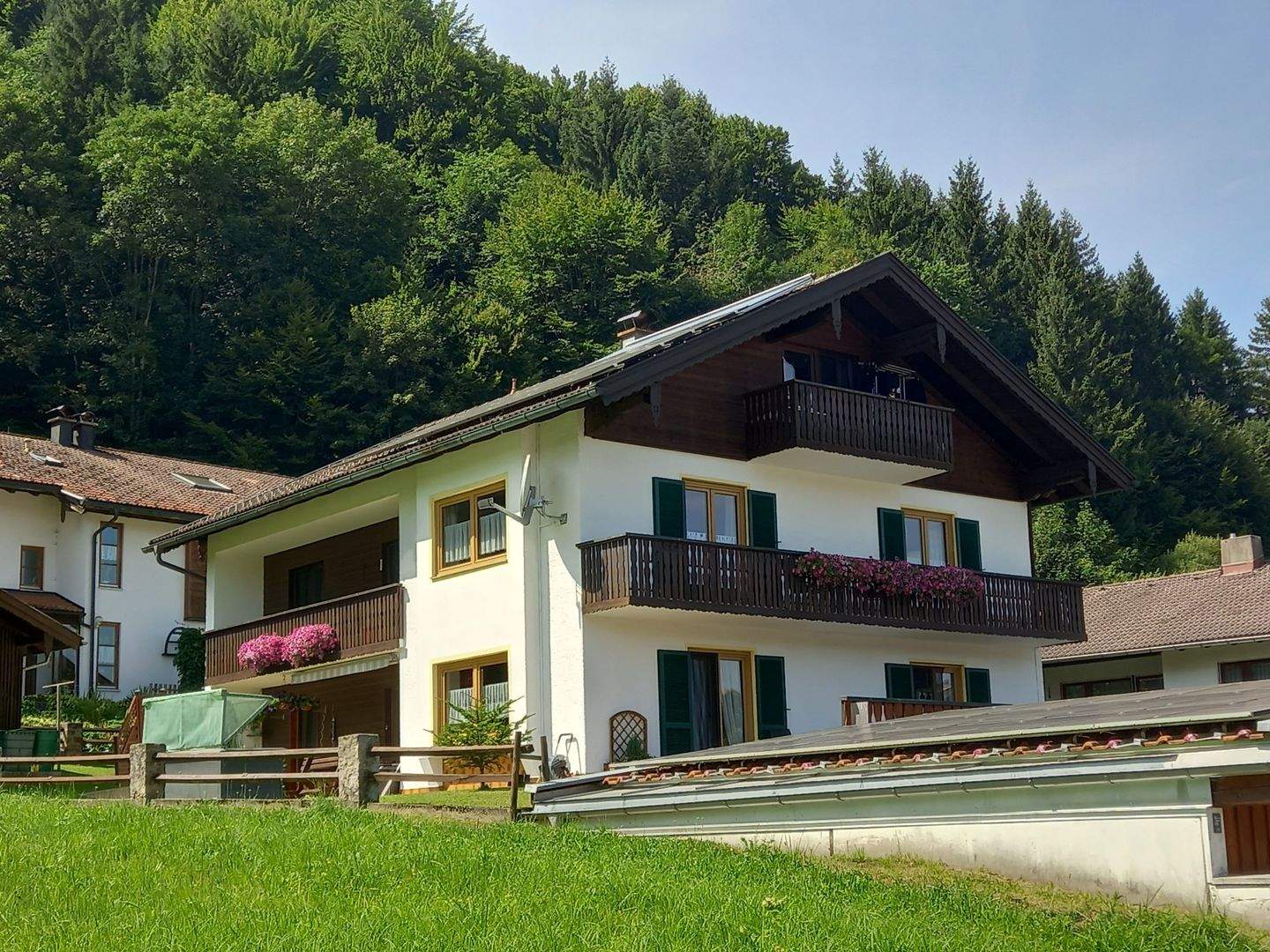 Mehrfamilienhaus zum Kauf - Ansicht 2