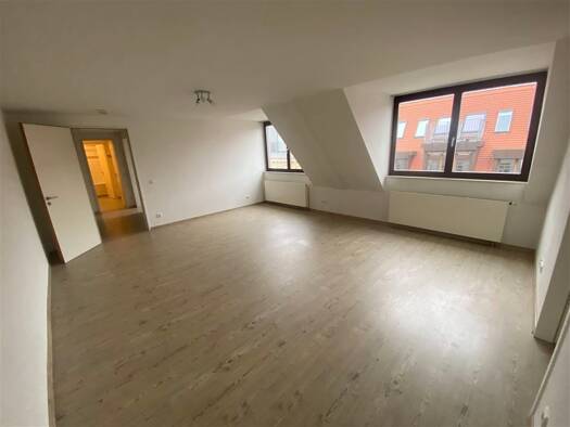 Wohnung zur Miete 870 € 2 Zimmer 72,6 m² 5. Geschoss Hainstraße 19 Zentrum Leipzig 04109