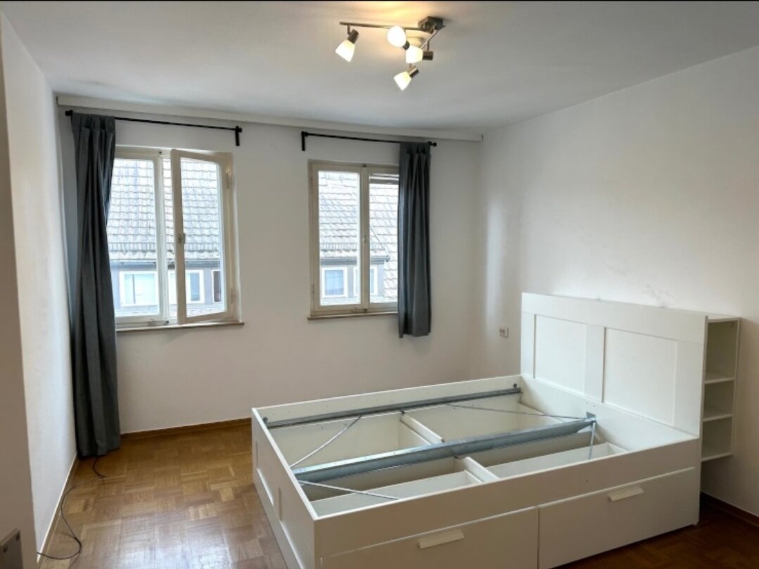 WG-Zimmer zur Miete 400 € 15 m²<br/>Wohnfläche 2.<br/>Geschoss 15.11.2024<br/>Verfügbarkeit Feuerbach - Mitte Stuttgart 70469