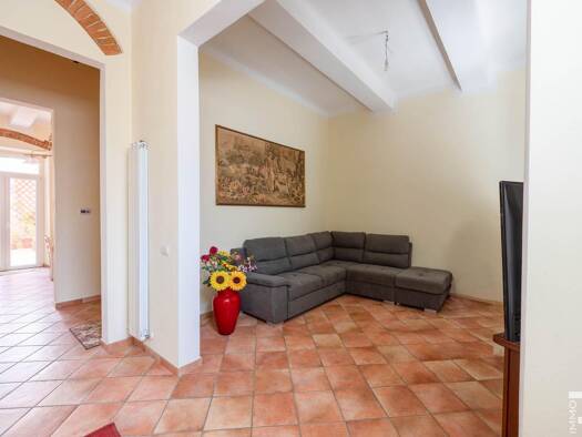 Einfamilienhaus zum Kauf 750.000 € 3 Zimmer 162 m² frei ab sofort Viareggio