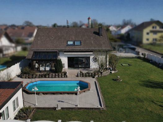 Einfamilienhaus zum Kauf 739.000 € 7 Zimmer 325 m² 980 m² Grundstück Straß Nersingen 89278