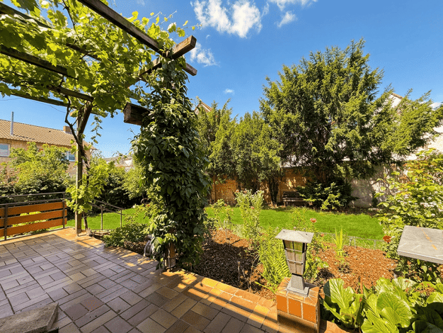 Einfamilienhaus zum Kauf 749.000 € 5 Zimmer 140 m² 605 m² Grundstück Limburgerhof 67117