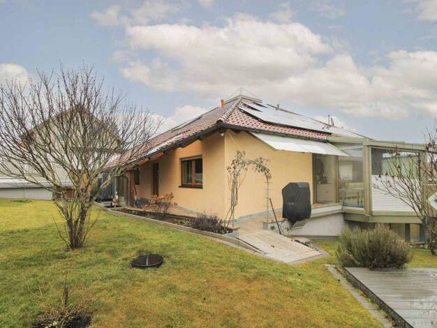 Einfamilienhaus zum Kauf 495.000 € 4 Zimmer 140,2 m² 726 m² Grundstück Neuweiler 75389