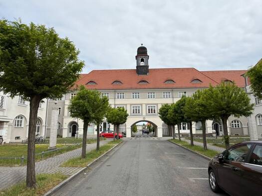 Ladenfläche zur Miete provisionsfrei 750 € 1 Zimmer 73,7 m² Verkaufsfläche Straße des Friedens (Zschorn.) 15 Zschornewitz Gräfenhainichen 06772