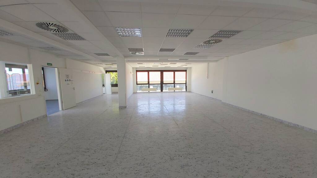 Büro zur Miete provisionsfrei 6,90 € 320 m² Bürofläche Dr.-Karl-Slevogt-Straße 3 Weilheim Weilheim in Oberbayern 82362