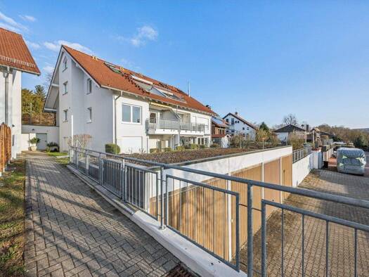 Wohnung zum Kauf 349.000 € 3,5 Zimmer 82 m² 1. Geschoss Hochberg Remseck 71686