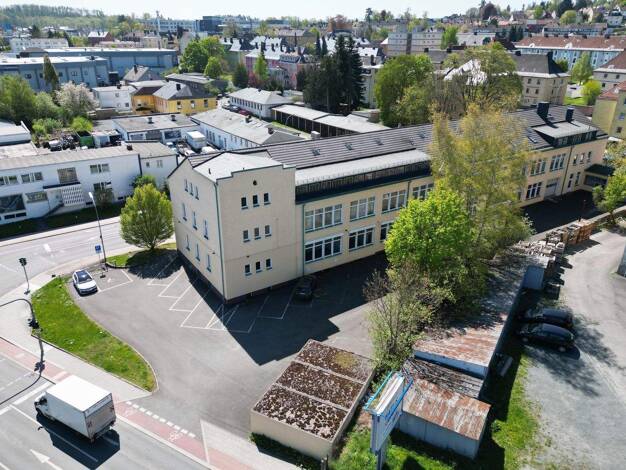 Werkstatt zum Kauf 1.250.000 € 875 m² Lagerfläche Innenstadt Hof 95032