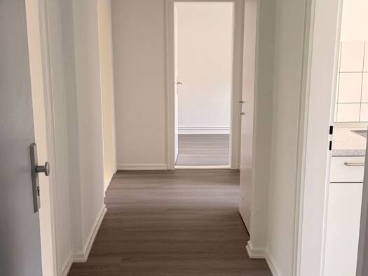 Wohnung zur Miete 630 € 3 Zimmer 63 m² EG Karlsruher Straße 4 a Schlutup Schlutup 23568
