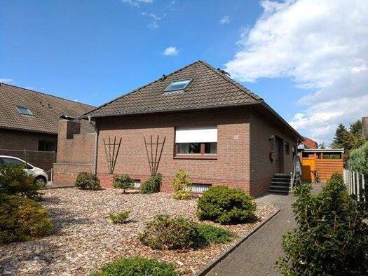 Wohnung zur Miete 590 € 2 Zimmer 60 m² 1. Geschoss frei ab 01.05.2026 Bussardweg 22 Kreyenbrück Oldenburg 26133