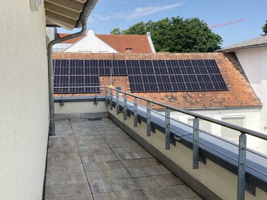 Wohnung zur Miete 790 € 2 Zimmer 69 m² 3. Geschoss frei ab 01.10.2026 Straubing Straubing 94315
