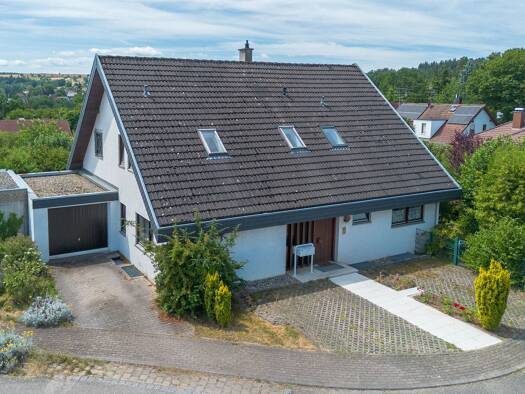 Mehrfamilienhaus zum Kauf 445.000 € 8 Zimmer 206,7 m² 485 m² Grundstück Tiefenbronn Tiefenbronn 75233