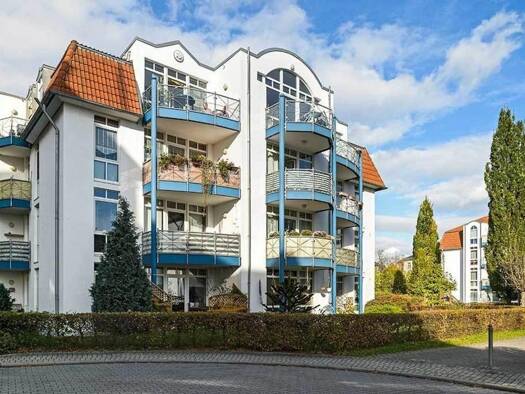 Studio zur Miete 310 € 1 Zimmer 33 m² 2. Geschoss frei ab 01.12.2026 Mickten Dresden 01139