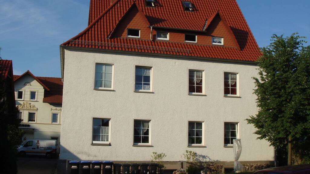 Wohnung zur Miete 295 € 2 Zimmer 36,5 m² frei ab sofort Zum Eckardtsanger 1 Saalfeld Saalfeld/Saale 07318