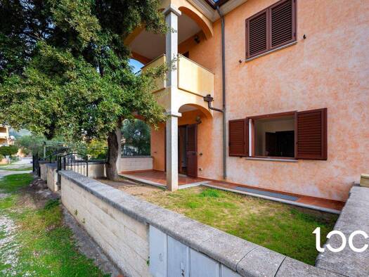 Wohnung zum Kauf 140.000 € 3 Zimmer 75 m² Torpe' 08020