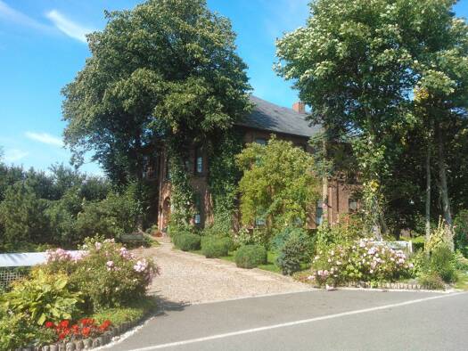 Hotel zum Kauf 16 Zimmer 3.130 m² Grundstück Kaiser-Wilhelm-Koog 25709
