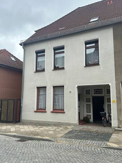 Mehrfamilienhaus zum Kauf provisionsfrei 178.000 € 6 Zimmer 180 m² 245 m² Grundstück Hagenow Hagenow 19230