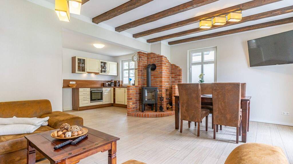 Mehrfamilienhaus zum Kauf 895.000 € 9 Zimmer 220 m² 2.300 m² Grundstück Polchow Glowe OT Polchow 18551