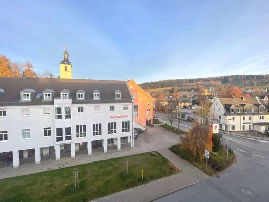 Wohnung zum Kauf 43.000 € 2 Zimmer 49,1 m² 4 Geschosse frei ab sofort Stadtbadstraße 1a Thalheim/Erzgebirge 09380