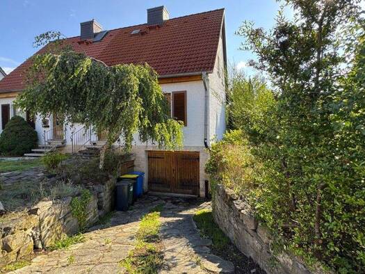 Doppelhaushälfte zum Kauf 135.000 € 3 Zimmer 84,8 m² 387 m² Grundstück Haideburg Dessau 06849