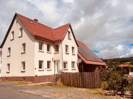 Bauernhaus zum Kauf provisionsfrei 169.000 € 5,5 Zimmer 170 m² 561 m² Grundstück frei ab 01.08.2026 Stölzinger Straße 21 Herlefeld Spangenberg 34286