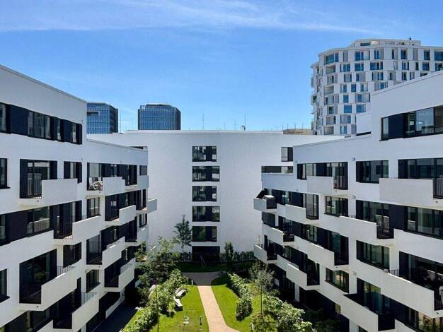 Wohnung zur Miete - Erstbezug 2.300 € 2 Zimmer 72 m² 5. Geschoss frei ab sofort Überseeallee 2B HafenCity Hamburg 20457