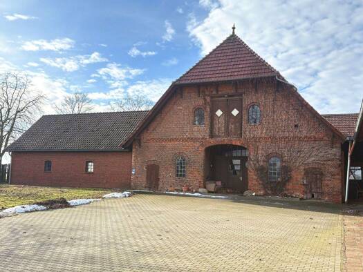 Haus zum Kauf 379.000 € 9 Zimmer 286 m² 8.645 m² Grundstück Staffhorst 27254