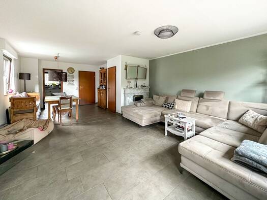 Reihenendhaus zur Miete 1.140 € 5 Zimmer 130 m² 255 m² Grundstück frei ab 01.11.2026 Bad Honnef Bad Honnef 53604