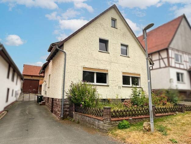 Einfamilienhaus zum Kauf 99.000 € 6 Zimmer 152 m² 1.473 m² Grundstück Langenthal Trendelburg 34388