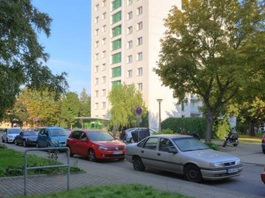 Studio zur Miete 225 € 1 Zimmer 26,3 m² 1. Geschoss Theodor-Roemer-Straße 3 Trotha Halle 06118