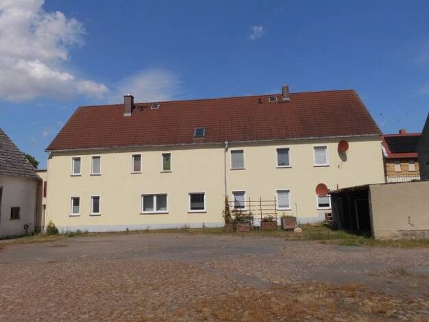 Haus zum Kauf 170.000 € 12 Zimmer 310 m² 3.841 m² Grundstück Falkenhain Lossatal 04808