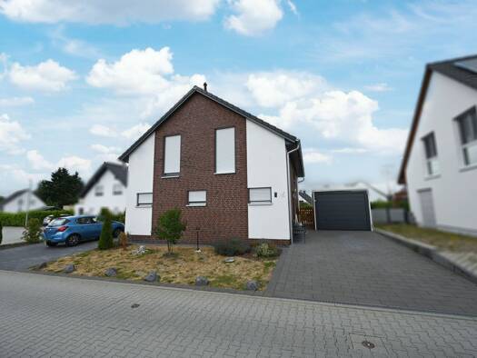 Einfamilienhaus zum Kauf 425.000 € 5 Zimmer 130,1 m² 705 m² Grundstück Kell Andernach 56626