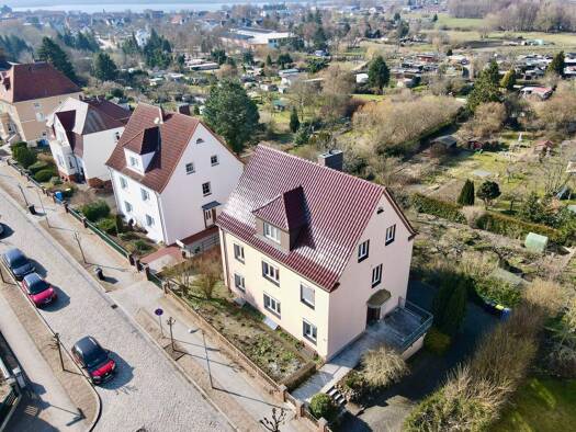 Haus zum Kauf als Kapitalanlage geeignet 395.000 € 231,2 m² 810 m² Grundstück Mühlenstraße 59 Neustrelitz 17235