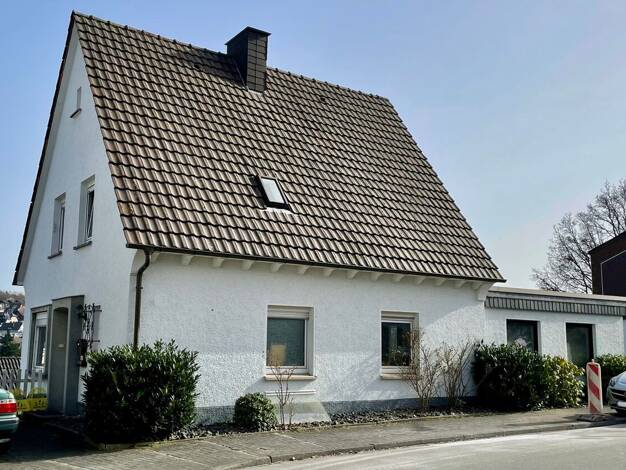 Einfamilienhaus zum Kauf 340.000 € 7 Zimmer 134 m² 472 m² Grundstück Olpe Olpe 57462