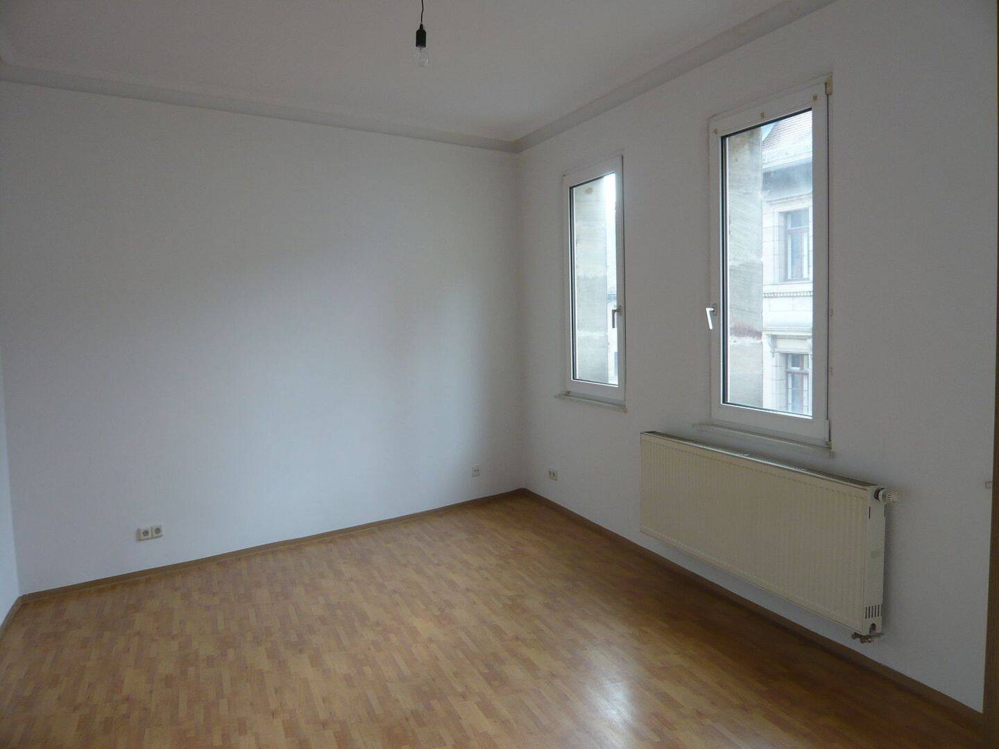 Property thumbnail 2