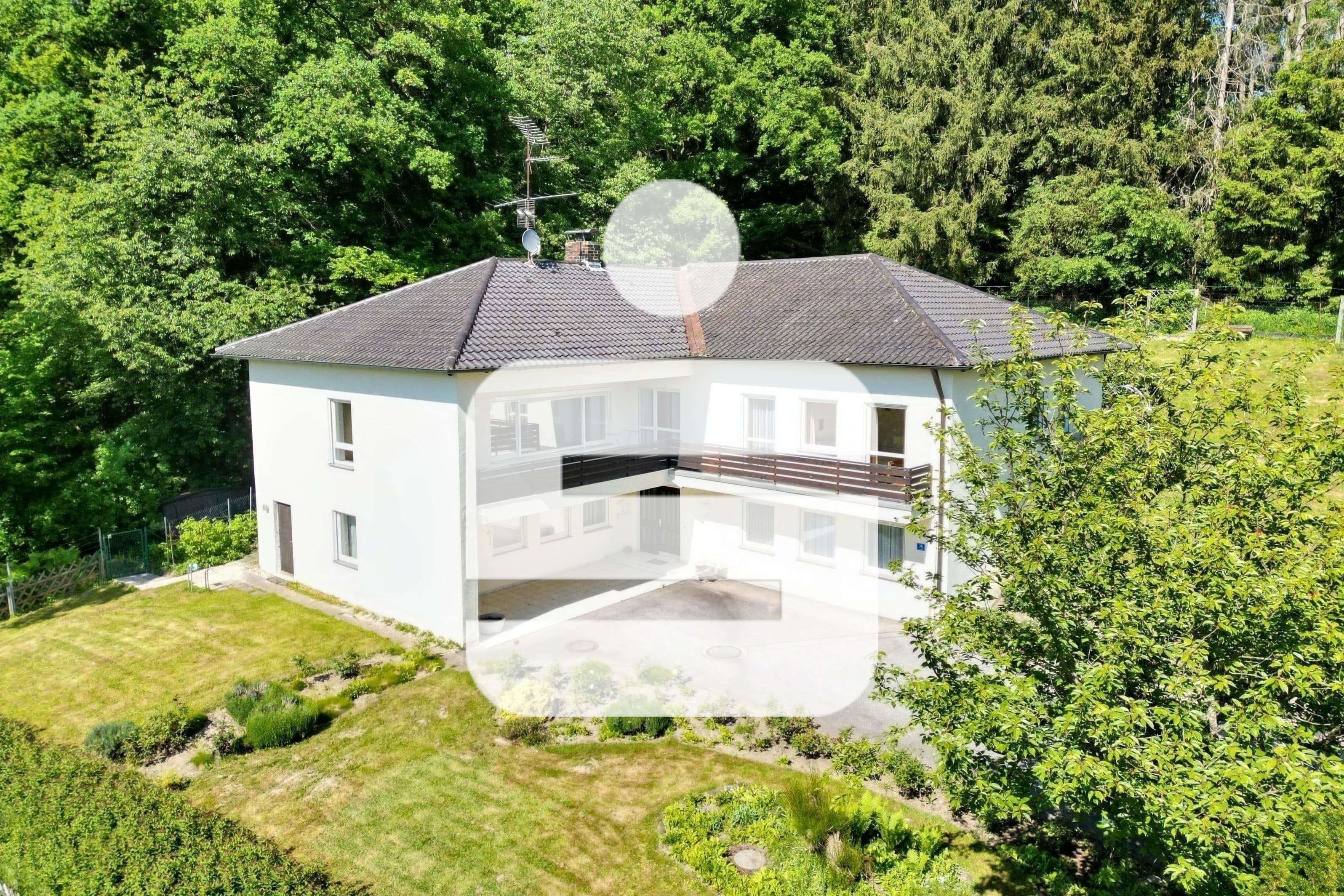 Einfamilienhaus zum Kauf 530.000 € 10 Zimmer 262 m²<br/>Wohnfläche 2.088 m²<br/>Grundstück ab sofort<br/>Verfügbarkeit Pfarrkirchen Pfarrkirchen 84347