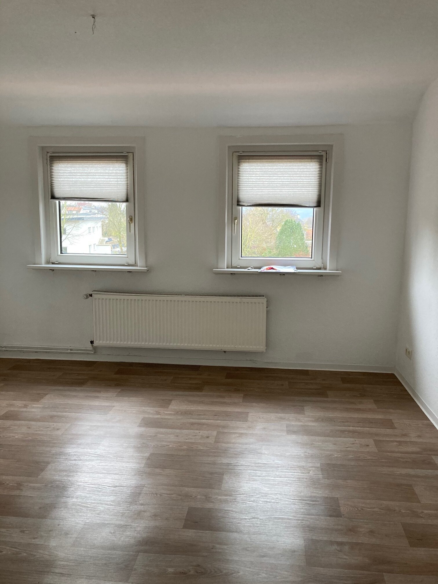 Wohnung zur Miete 250 € 3 Zimmer 40,5 m²<br/>Wohnfläche 2.<br/>Geschoss ab sofort<br/>Verfügbarkeit Am Pfingstanger 1 Kernstadt Seesen 38723