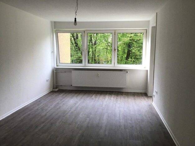 Wohnung zur Miete 757 € 3 Zimmer 82,2 m² frei ab 17.12.2025 Beckstraße 1 Mühlenberg Hannover 30457