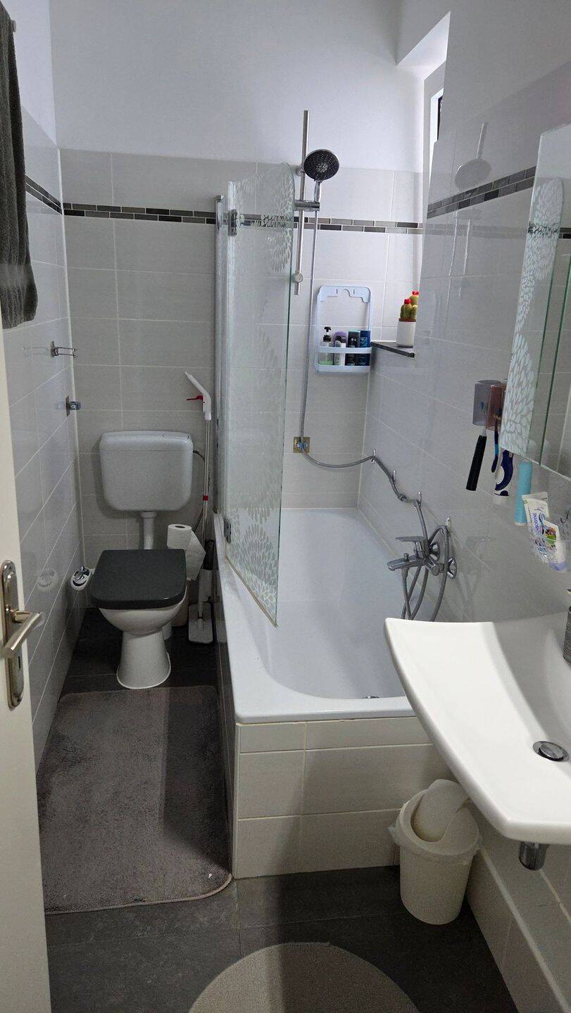 Property thumbnail 18