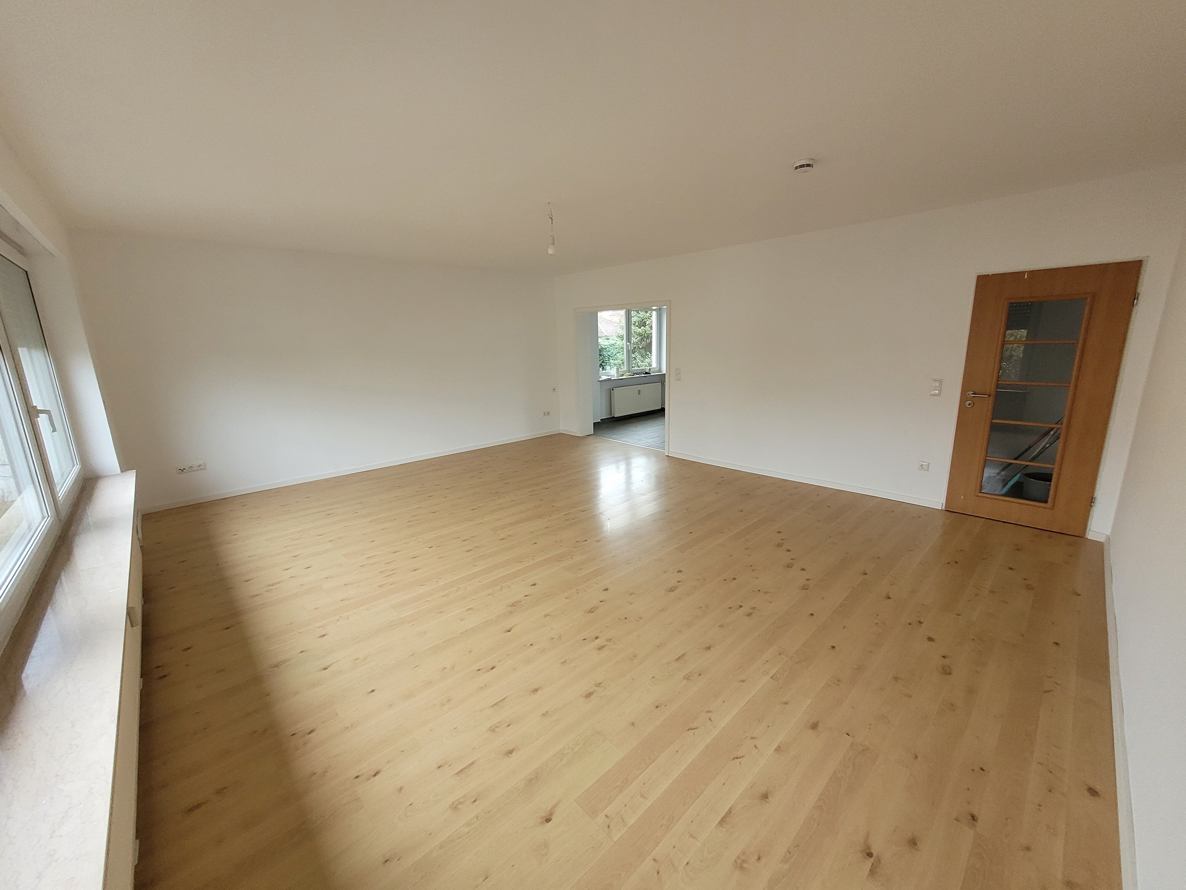 Wohnung zur Miete 990 € 4 Zimmer 100 m²<br/>Wohnfläche 1.<br/>Geschoss ab sofort<br/>Verfügbarkeit Daimlerstraße Herzogenaurach 9 Herzogenaurach 91074