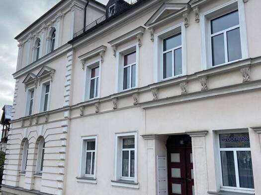 Gewerbeobjekt zum Kauf als Kapitalanlage geeignet 420.000 € 28 Zimmer 684 m² 1.490 m² Grundstück Markneukirchen 08258