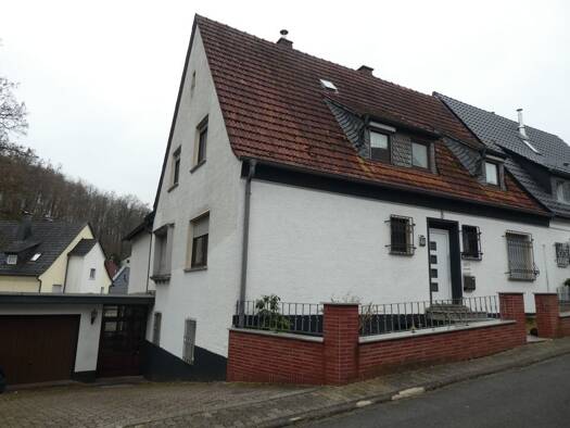 Mehrfamilienhaus zum Kauf 750.000 € 10 Zimmer 245 m² 1.062 m² Grundstück Glattbach 63864