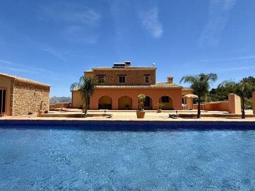 Villa zum Kauf provisionsfrei 1.250.000 € 6 Zimmer 358 m² 10.048 m² Grundstück Orba 03790