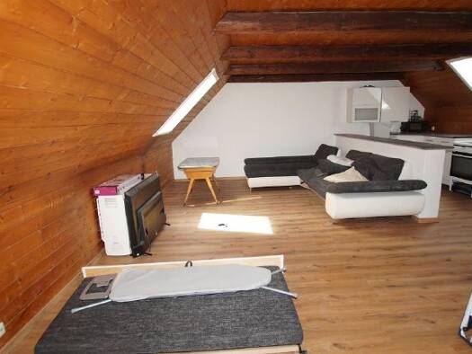 Wohnung zur Miete 300 € 1 Zimmer 43 m² 2. Geschoss frei ab 01.10.2026 Straubing Straubing 94315