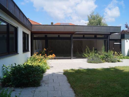 Einfamilienhaus zur Miete 2.150 € 7 Zimmer 210 m² 1.030 m² Grundstück frei ab 01.06.2026 Ay Senden 89250