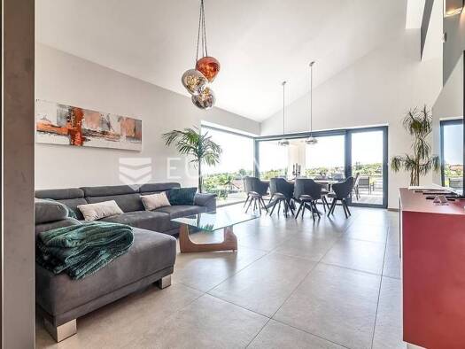 Haus zum Kauf 750.000 € 2 Zimmer 180 m² Dugo Selo - Centar Dugo Selo