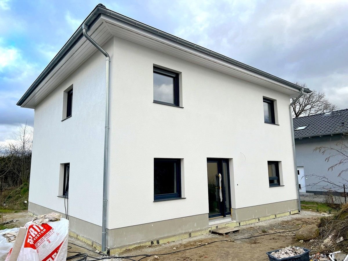 Einfamilienhaus zum Kauf 530.000 € 5 Zimmer 170 m²<br/>Wohnfläche 694 m²<br/>Grundstück Sommerfelde Eberswalde / Sommerfelde 16225