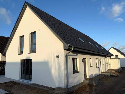 Reihenendhaus zur Miete 1.500 € 4 Zimmer 106 m² 150 m² Grundstück Hamburger Str. 66 a Schwarzenbek 21493