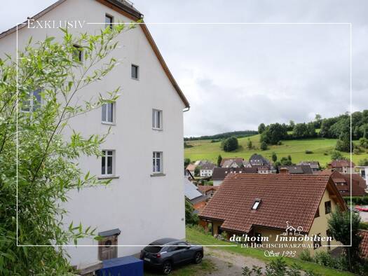 Mehrfamilienhaus zum Kauf als Kapitalanlage geeignet 420.000 € 10 Zimmer 382 m² 1.387 m² Grundstück Lenzkirch 79853