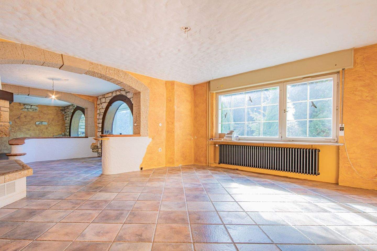 Immobilie in Waldshut-Tiengen - Großzügiges Zweifamilienhaus mit Garten, Wintergarten und viel Potenzial in ruhiger Lage in Tiengen - Ideal für Familien, Mehrgenerationenwohnen und W - Bild 3