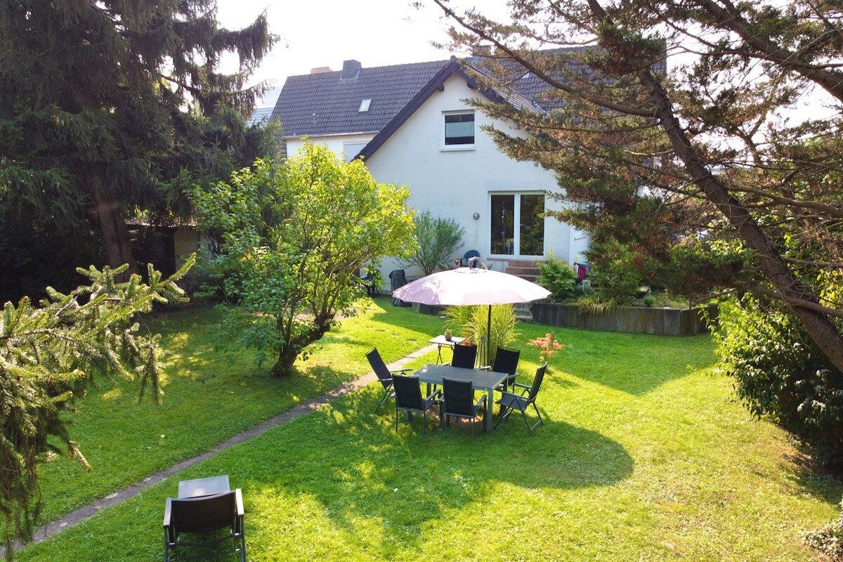 Doppelhaushälfte zum Kauf 582.000 € 7 Zimmer 190 m²<br/>Wohnfläche 973 m²<br/>Grundstück Paderborn - Kernstadt Paderborn 33098